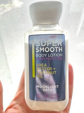 5 for 25⚡️BBW Super Smooth Moonlight Path Body Lotion 3oz